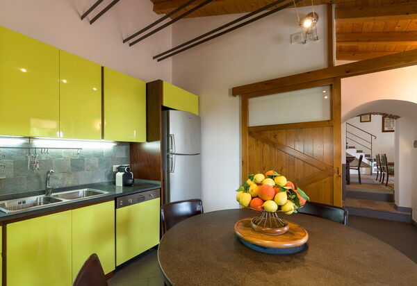 Oasi Verde - Santa Maria La Stella, Sicilia: Autunno, Cucina, Estate, Primavera