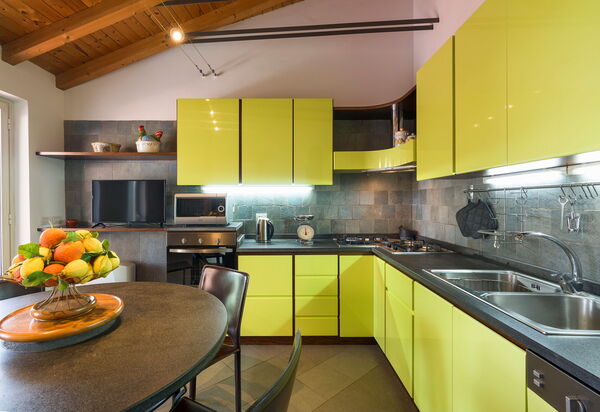 Oasi Verde - Santa Maria La Stella, Sicilia: Autunno, Cucina, Estate, Primavera