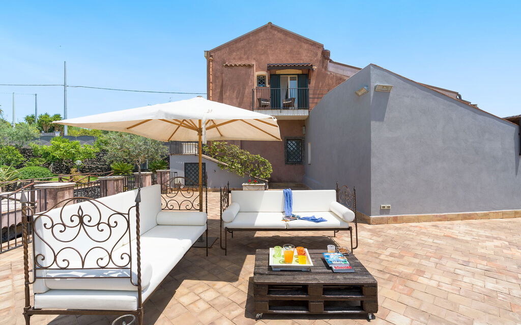 Oasi Verde - Santa Maria La Stella, Sicilia: all'aperto, Autunno, Balcone / Terrazza / Patio, Estate, Esterni, Primavera