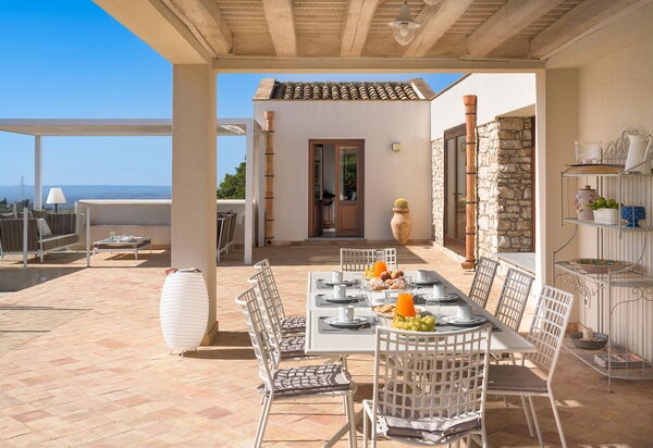 Mirabilia - Tangi, Sicilia: Autumn, Balcony / Terrace / Patio, Building Exterior, Outdoor, Spring