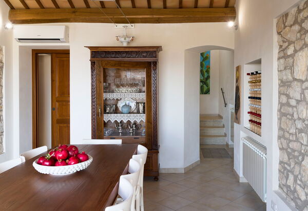 Mirabilia - Tangi, Sicilia: Autumn, Dining Room, Spring, Summer