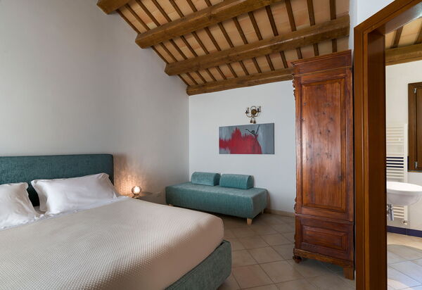 Mirabilia - Tangi, Sicilia: Autumn, Bathroom, Bedroom, Spring, Summer