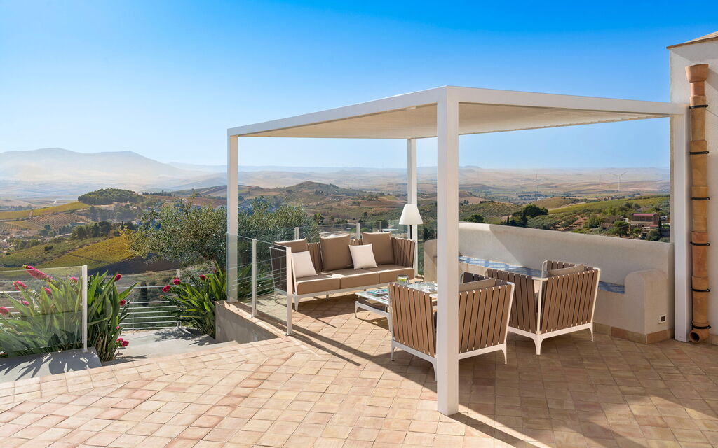 Mirabilia - Tangi, Sicilia: Autumn, Balcony / Terrace / Patio, Building Exterior, Outdoor, Scenic View, Spring, Summer