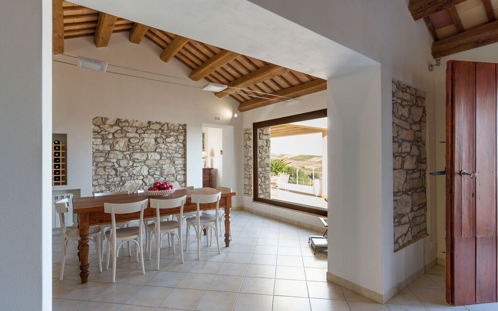 Mirabilia - Tangi, Sicilia: Autumn, Dining Room, Spring, Summer