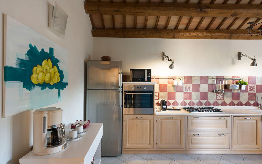 Mirabilia - Tangi, Sicilia: Autumn, Kitchen, Spring, Summer