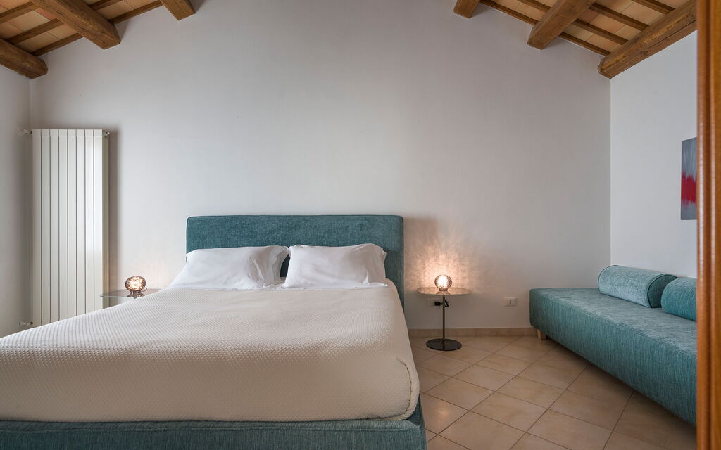 Mirabilia - Tangi, Sicilia: Autumn, Bedroom, Spring, Summer