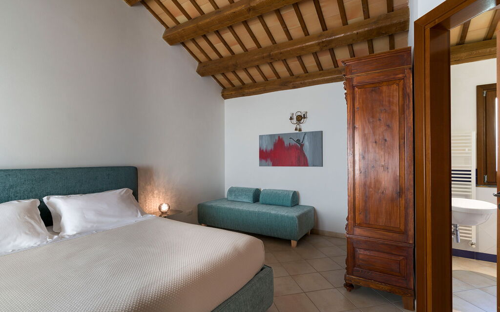 Mirabilia - Tangi, Sicilia: Autumn, Bathroom, Bedroom, Spring, Summer