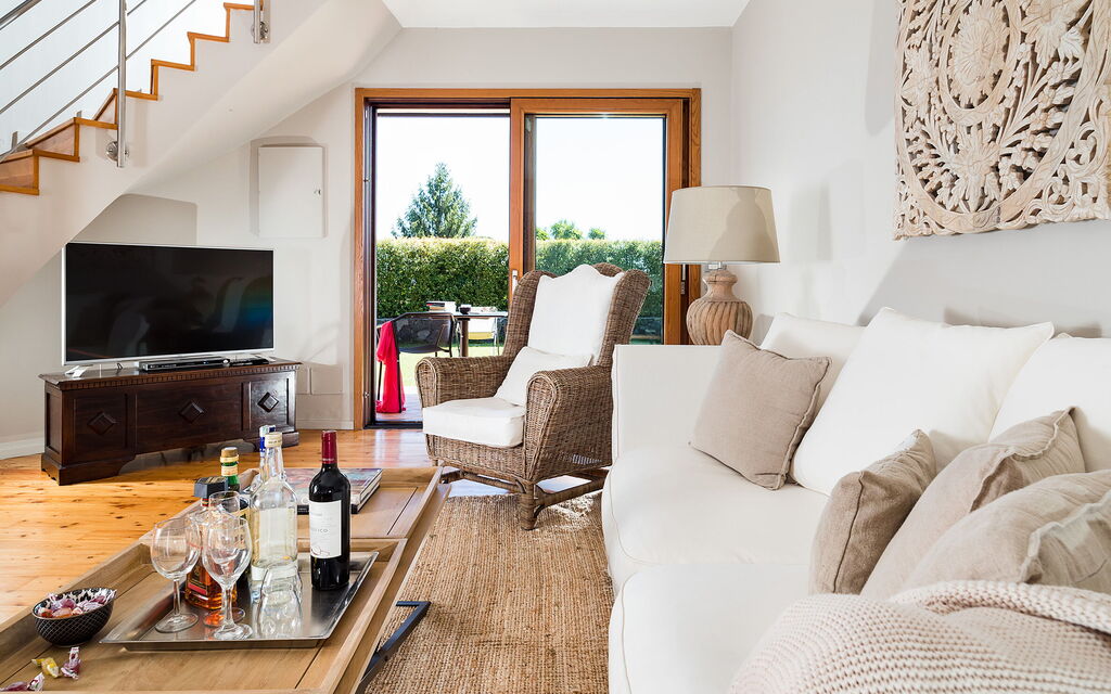 Casa Bedda - Viagrande, Sicilia: Autumn, Living Room, Spring, Summer