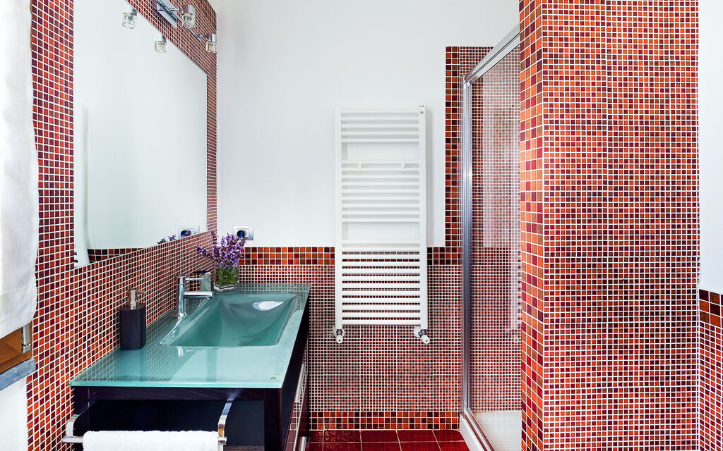 Casa Bedda - Viagrande, Sicilia: Autumn, Bathroom, Spring, Summer