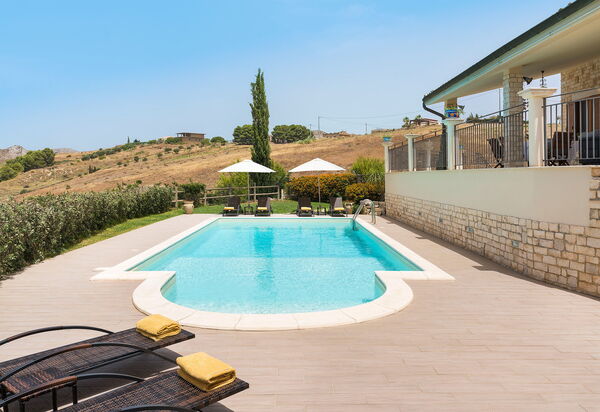 Villa Vistamare - Montallegro, Sicilia: all'aperto, Autunno, Balcone / Terrazza / Patio, Estate, Esterni, Giardino, Piscina, Primavera, Vista Panoramica