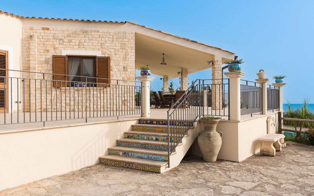 Villa Vistamare - Montallegro, Sicilia: Activities, Autumn, Balcony / Terrace / Patio, Building Exterior, Spring, Summer