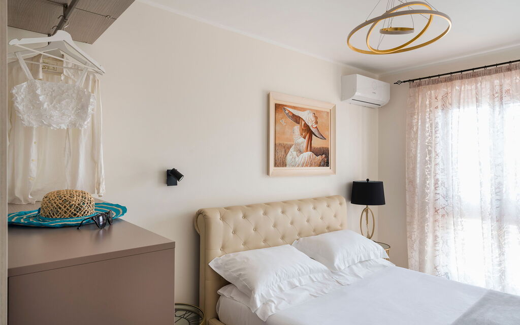 Villa Vistamare - Montallegro, Sicilia: Autumn, Bedroom, Spring, Summer