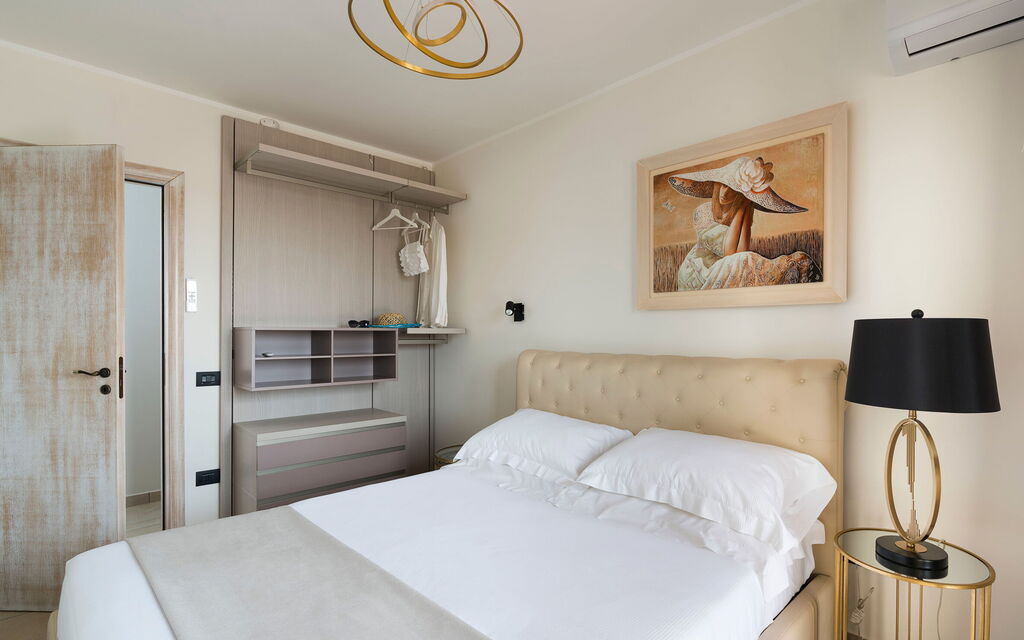 Villa Vistamare - Montallegro, Sicilia: Autumn, Bedroom, Spring, Summer