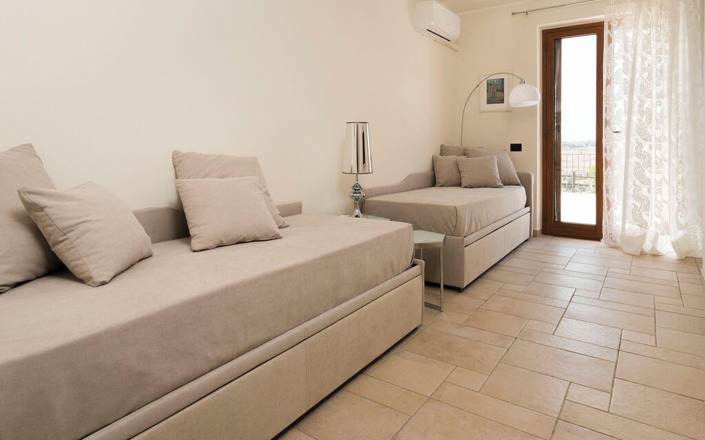 Villa Vistamare - Montallegro, Sicilia: Autumn, Bedroom, Spring, Summer