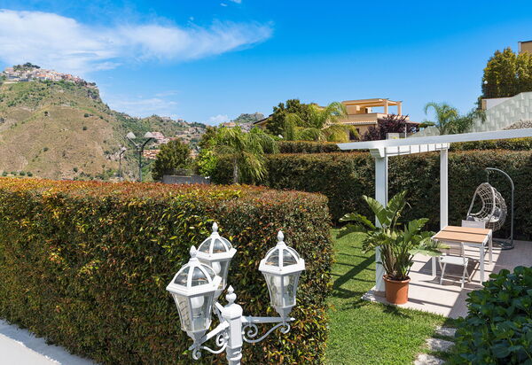 Casamonte - Castelmola, Sicilia: all'aperto, Autunno, Estate, Esterni, Giardino, Primavera