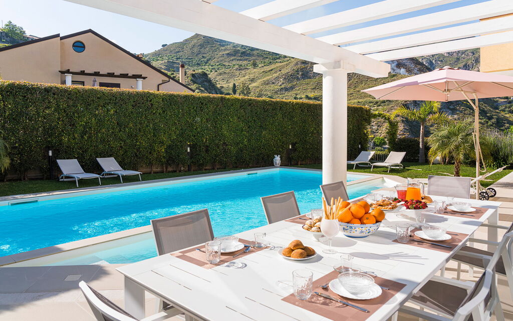 Casamonte - Castelmola, Sicilia: all'aperto, Autunno, Balcone / Terrazza / Patio, Estate, Esterni, Piscina, Primavera, Vista Panoramica