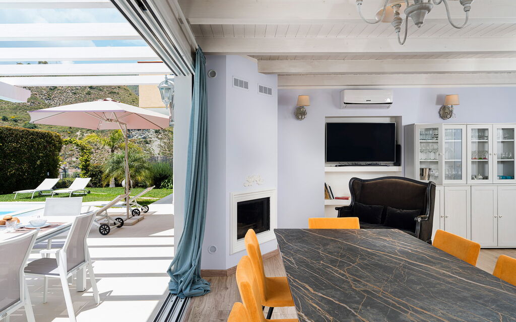 Casamonte - Castelmola, Sicilia: Autunno, Cucina, Estate, Primavera, Sala da pranzo