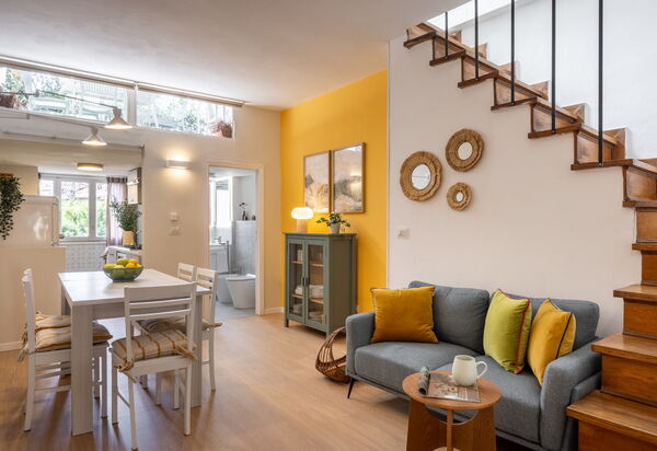 Lucca Old Town Apartment - Lucca, Toscana: Autumn, Living Room, Spring, Summer