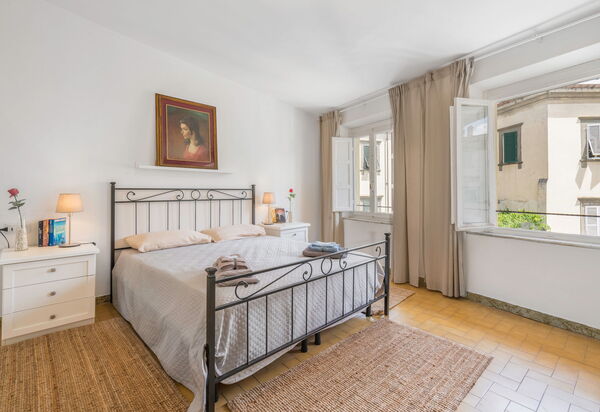 Lucca Old Town Apartment - Lucca, Toscana: Autunno, Estate, Primavera