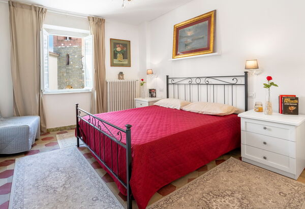 Lucca Old Town Apartment - Lucca, Toscana: Autunno, Camera da letto, Estate, Primavera