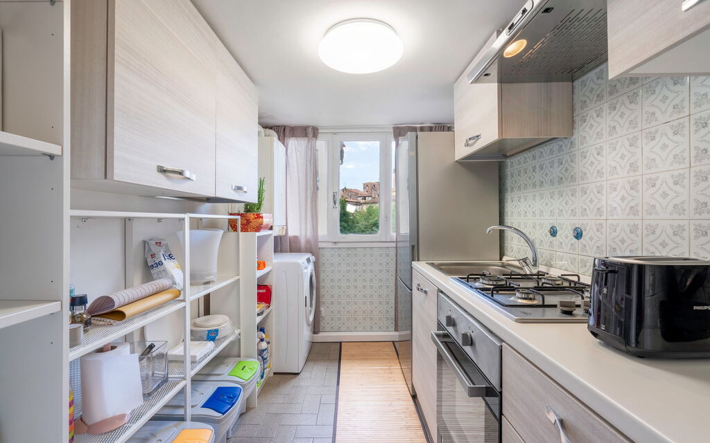 Lucca Old Town Apartment - Lucca, Toscana: Autumn, Kitchen, Spring, Summer