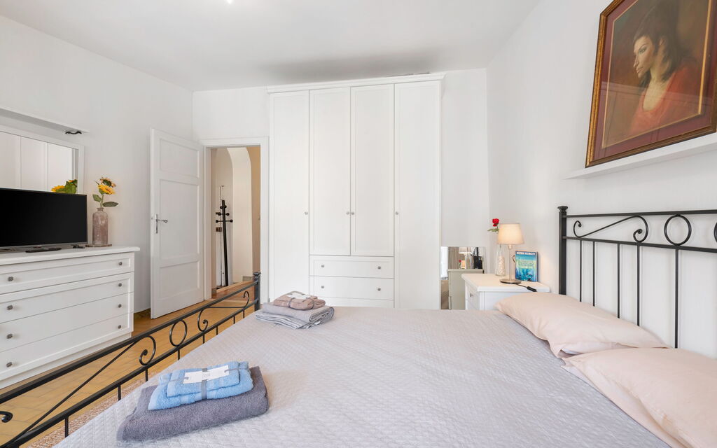 Lucca Old Town Apartment - Lucca, Toscana: Autumn, Spring, Summer