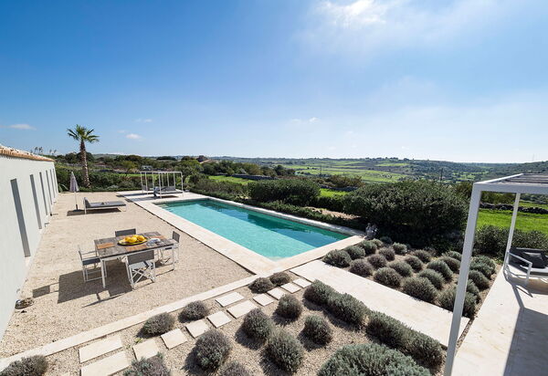 Villa Carmelita - Ragusa, Sicilia: Autunno, Balcone / Terrazza / Patio, Estate, Esterni, Giardino, Piscina, Primavera, Vista Panoramica