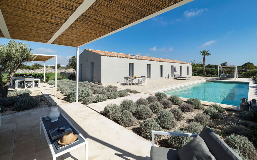 Villa Carmelita - Ragusa, Sicilia: Autunno, Balcone / Terrazza / Patio, Estate, Esterni, Giardino, Piscina, Primavera, Vista Panoramica