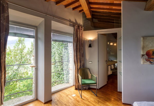 Villa Maestosa - Camaiore, Toscana: Autumn, Bedroom, Scenic View, Spring, Summer