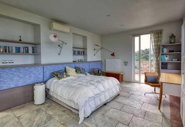Villa Maestosa - Camaiore, Toscana: Autumn, Bedroom, Scenic View, Spring, Summer