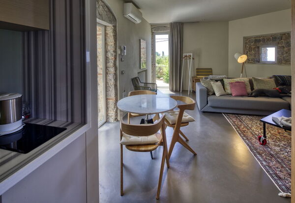 Villa Maestosa - Camaiore, Toscana: Autumn, Dining Room, Kitchen, Living Room, Spring, Summer