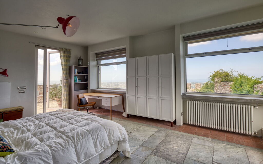 Villa Maestosa - Camaiore, Toscana: Autunno, Camera da letto, Estate, Primavera, Vista Panoramica