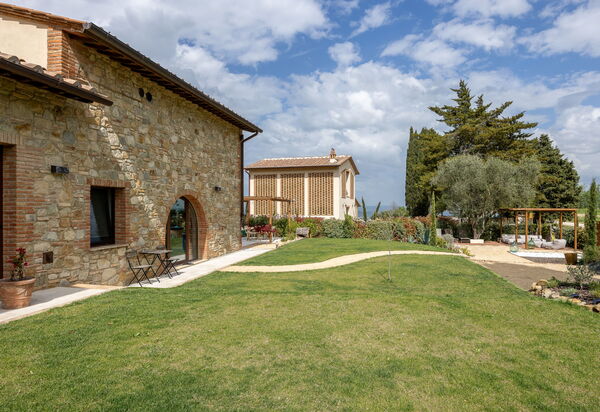 Pendolino Spereto Apartment With Pool, Montaione: Autunno, Estate, Giardino, Primavera