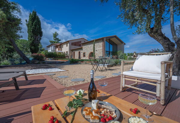 Pendolino Spereto Apartment With Pool, Montaione: Autunno, Estate, Giardino, Primavera