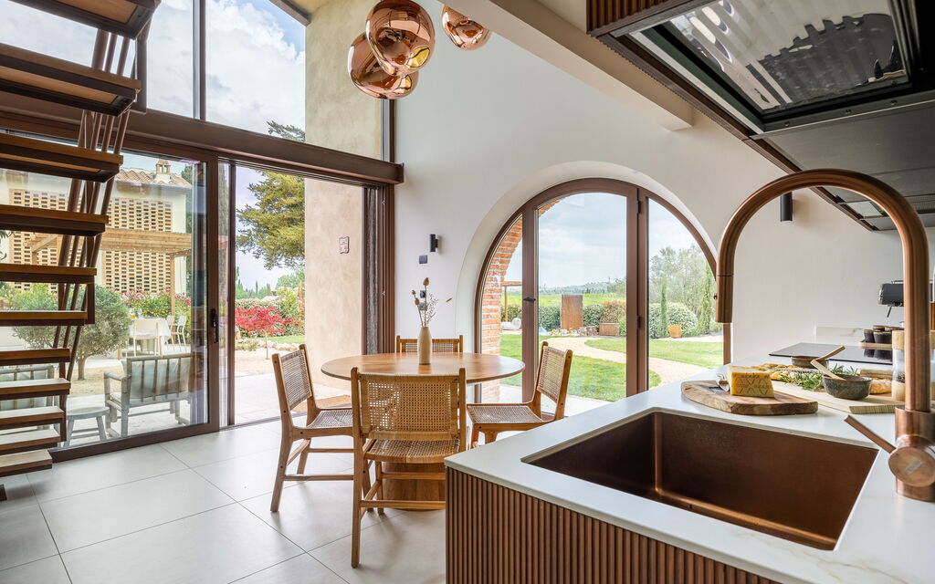 Pendolino Spereto Apartment With Pool, Montaione: Autunno, Cucina, Estate, Primavera