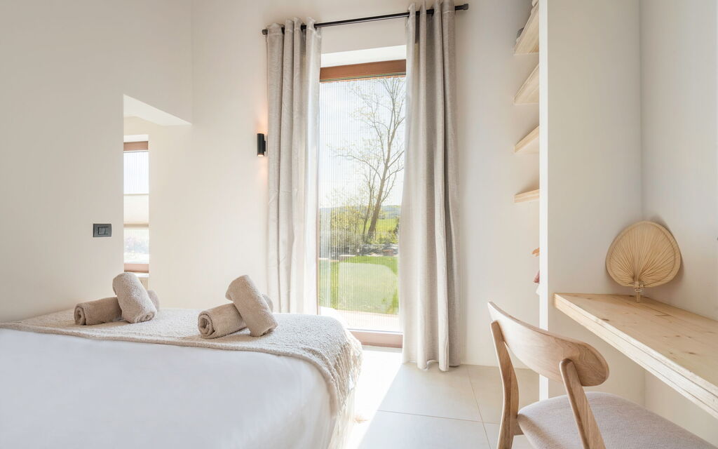 Pendolino Spereto Apartment With Pool, Montaione: Autunno, Camera da letto, Estate, Primavera