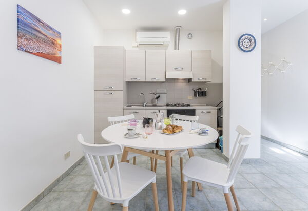 Casa Verdi,near The Beach - Viareggio, Toscana: Autunno, Cucina, Estate, Primavera