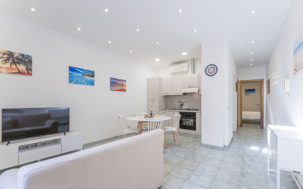 Casa Verdi,near The Beach - Viareggio, Toscana: Autumn, Living Room, Spring, Summer