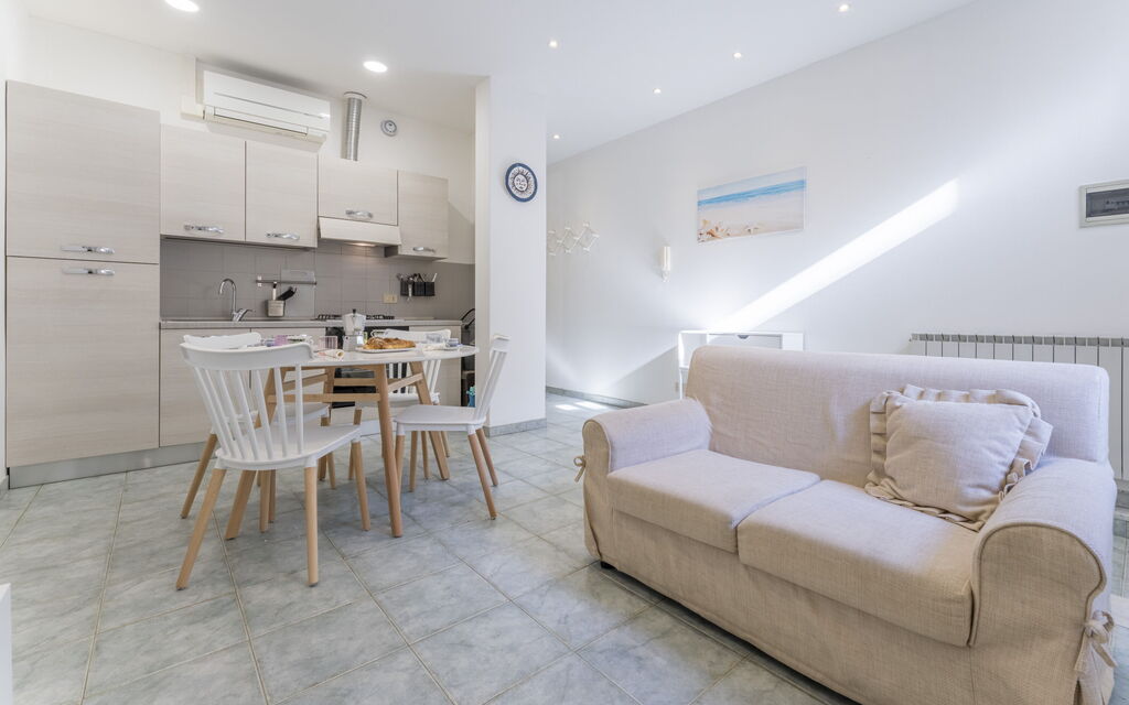 Casa Verdi,near The Beach - Viareggio, Toscana: Autumn, Kitchen, Spring, Summer