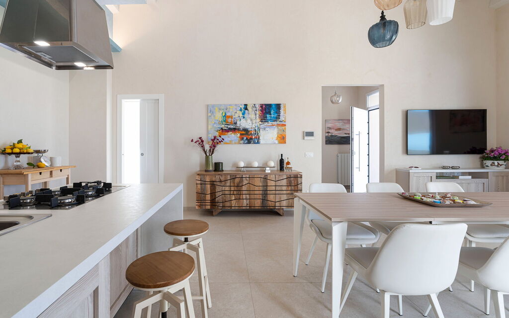 Villa Argento - Rosolini, Sicilia: Autumn, Dining Room, Kitchen, Spring, Summer