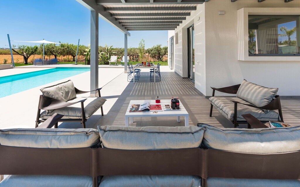 Casa Colori - Noto, Sicilia: all'aperto, Autunno, Balcone / Terrazza / Patio, Estate, Esterni, Piscina, Primavera