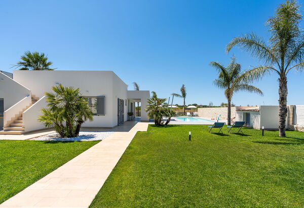 Villa Le Palme - Noto, Sicilia: all'aperto, Autunno, Balcone / Terrazza / Patio, Estate, Esterni, Giardino, Primavera