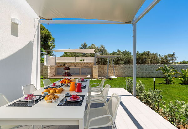 Villa Le Palme - Noto, Sicilia: all'aperto, Autunno, Balcone / Terrazza / Patio, Estate, Esterni, Giardino, Primavera