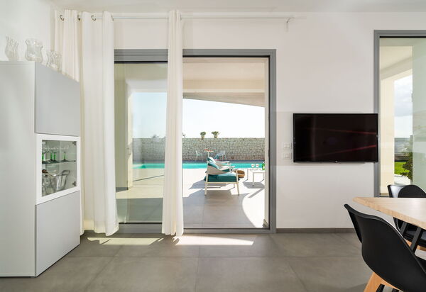 Villa Le Palme - Noto, Sicilia: Autunno, Balcone / Terrazza / Patio, Estate, Piscina, Primavera, Sala da pranzo