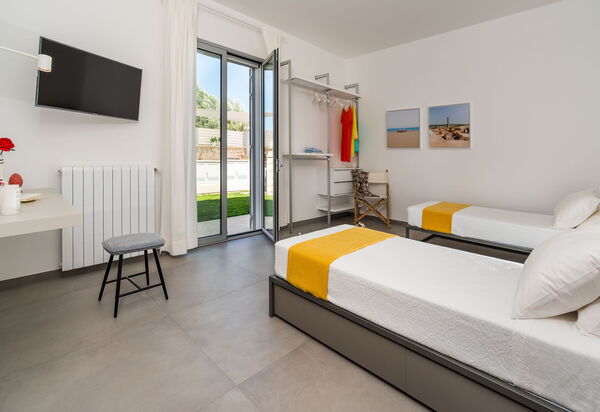 Villa Le Palme - Noto, Sicilia: Autunno, Balcone / Terrazza / Patio, Camera da letto, Estate, Giardino, Primavera