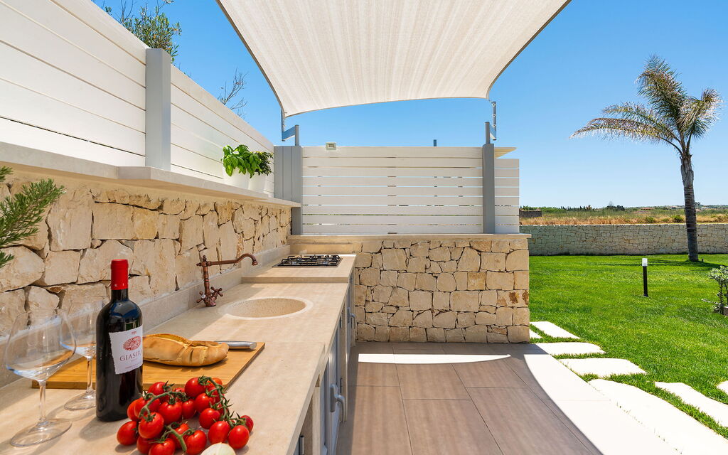 Villa Le Palme - Noto, Sicilia: all'aperto, Autunno, Balcone / Terrazza / Patio, Cucina, Estate, Esterni, Giardino, Primavera