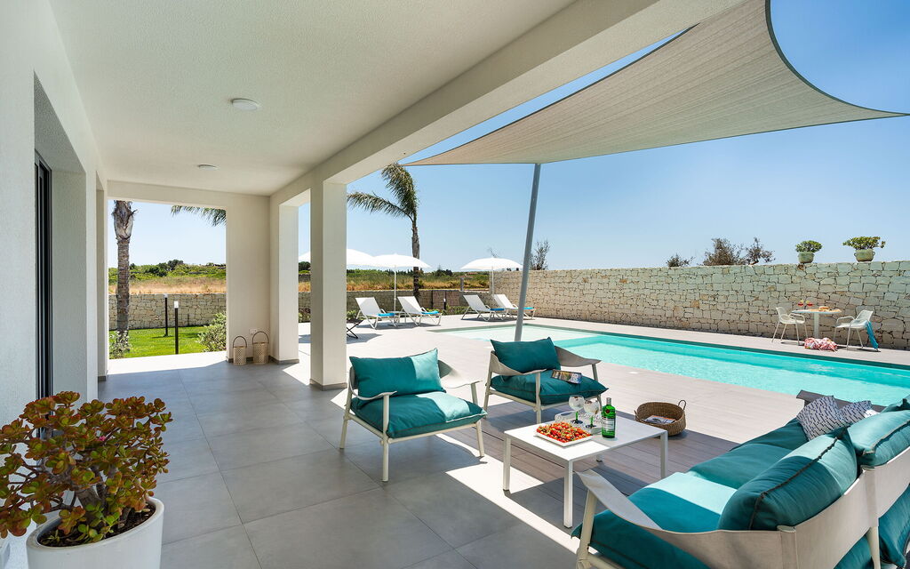Villa Le Palme - Noto, Sicilia: all'aperto, Autunno, Balcone / Terrazza / Patio, Estate, Esterni, Piscina, Primavera