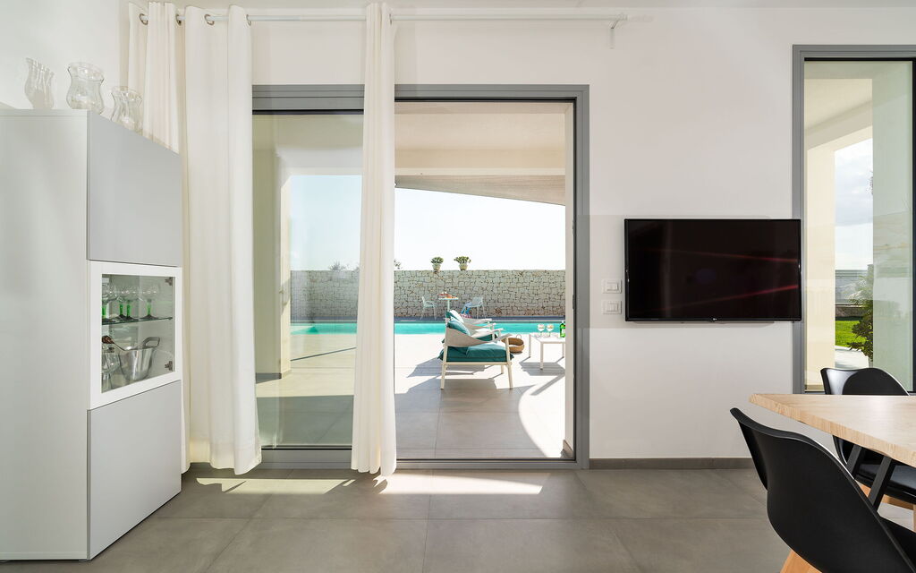 Villa Le Palme - Noto, Sicilia: Autunno, Balcone / Terrazza / Patio, Estate, Piscina, Primavera, Sala da pranzo