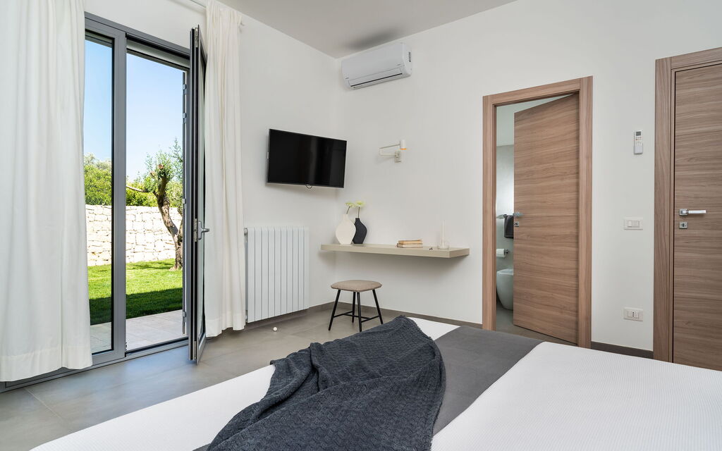 Villa Le Palme - Noto, Sicilia: Autunno, Balcone / Terrazza / Patio, Camera da letto, Estate, Giardino, Primavera