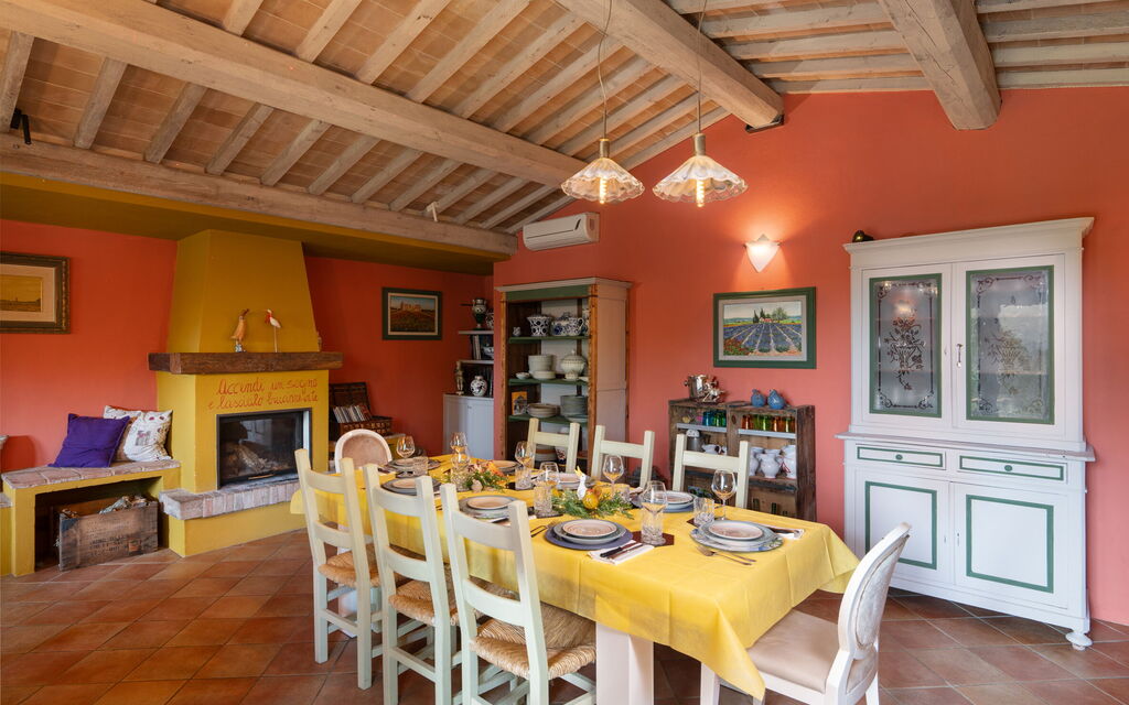 Casale Collina Verde - San Casciano Dei Bagni, Toscana: Autunno, Estate, Primavera, Sala da pranzo